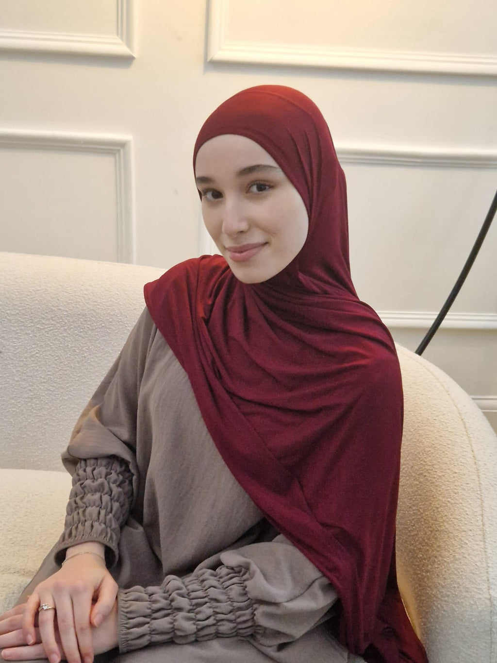 Premium Jersey Hijab – Ultra-Soft, Breathable & Long-Lasting - FREE MAGNETS WITH EVERY HIJAB