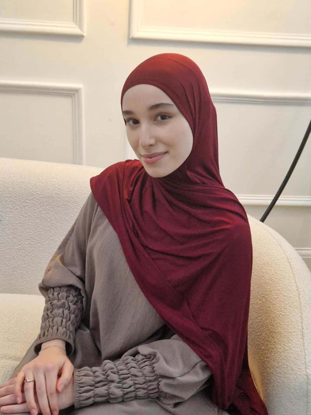 Premium Jersey Hijab – Ultra-Soft, Breathable & Long-Lasting - FREE MAGNETS WITH EVERY HIJAB